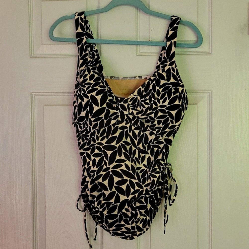 Bathing suit tankini